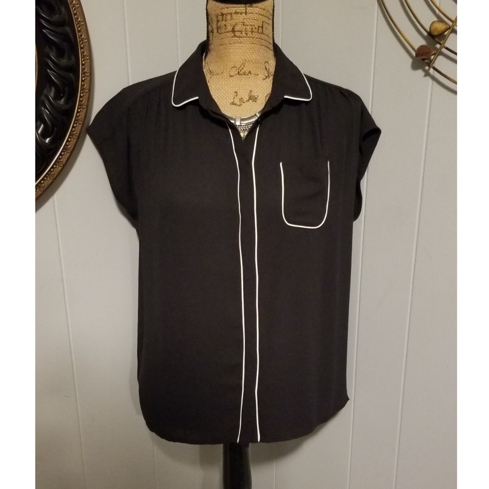 Ann Taylor Loft top M